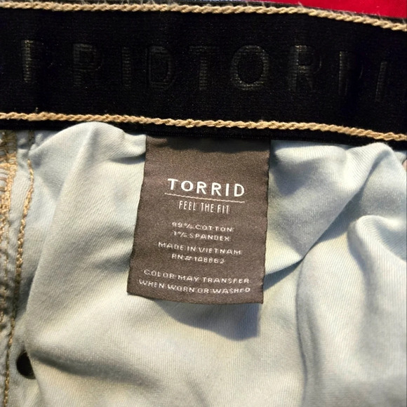 Torrid denim blue jeans flared bottom size 18T (tall) - Picture 13 of 13